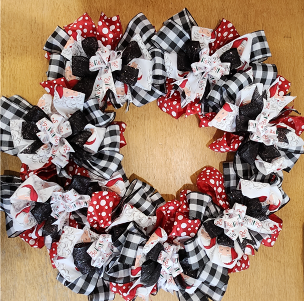 B&W Wreath.png